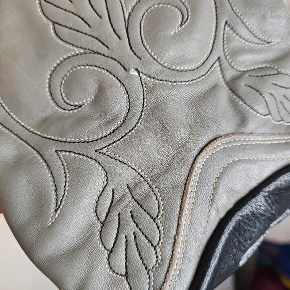 Cowboy Boot Gray Crossbody Purse/bag. Made USA. Sturdy straps. Cowgirl. Western. - Picture 12 of 16